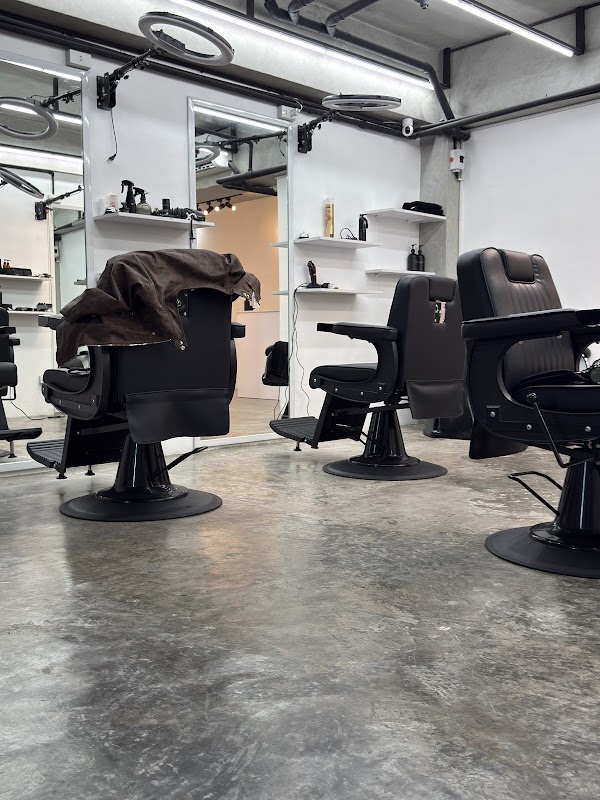 Blendz Hair Studio 1