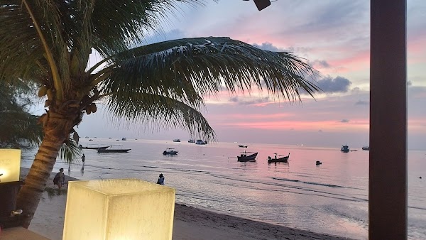 Fishbowl Beach Bar 4