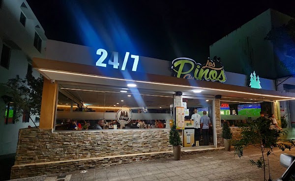 Los Pinos Café 3