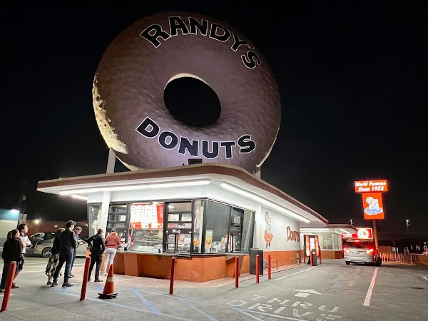 Randy's Donuts