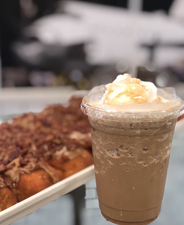 Randy's Donuts 5