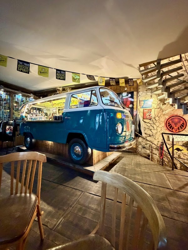 Aussie Backpackers Pub 3