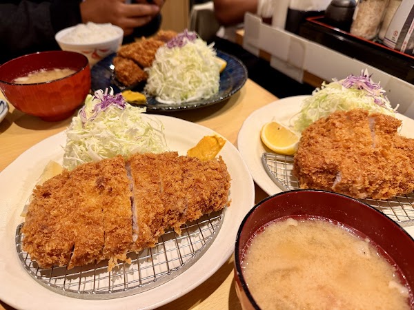 Tonkatsu Aoki Sapporo Susukino store 4