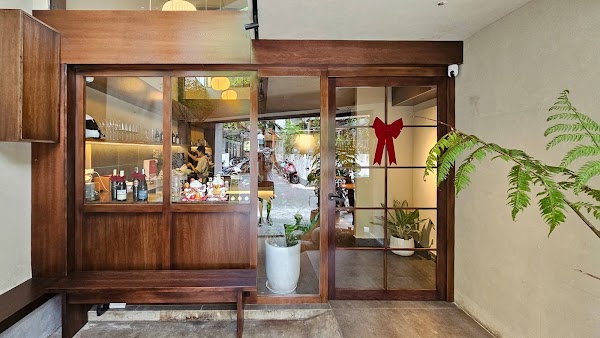 Phê Men Bakehouse & Eatery
