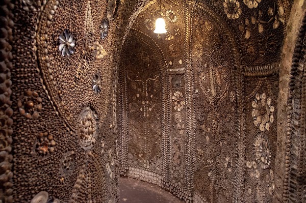 Shell Grotto 3