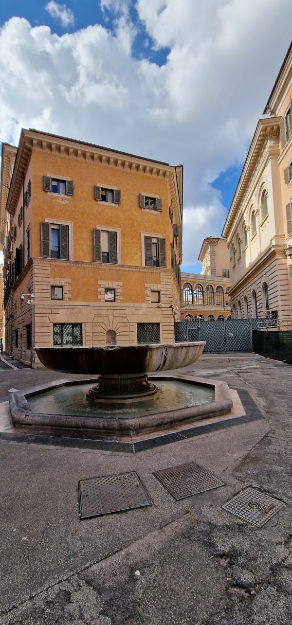 Via degli Staderari 4