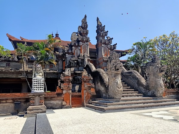 Werdhi Budaya Art Centre 4