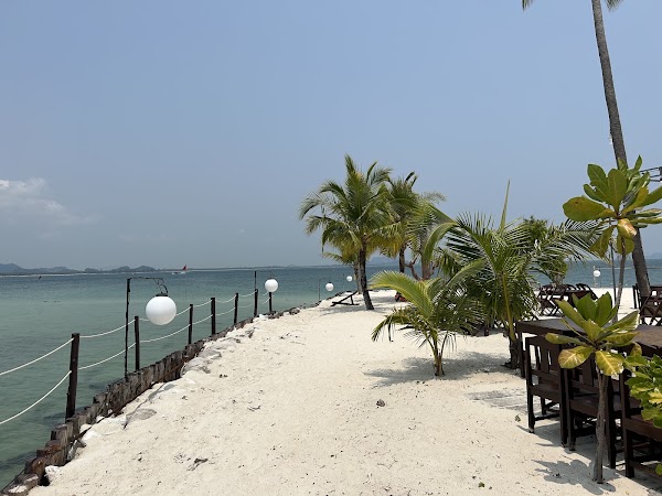 หาดไข่มุก Pearl Beach
