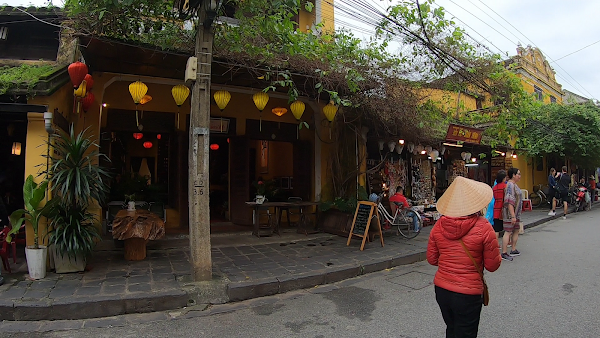 Cao Lầu Bà Bé