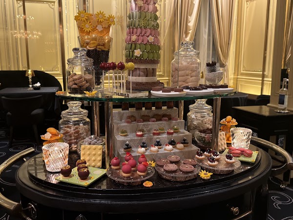 Gastronomy “Joël Robuchon” 3
