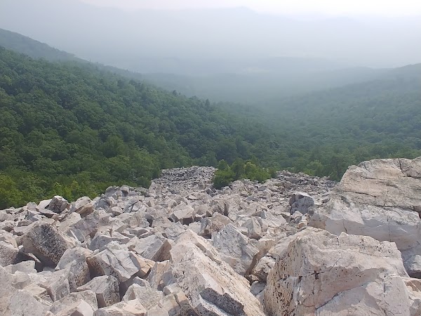 Devil's Marbleyard Trail
