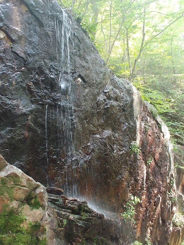 Devil's Marbleyard Trail 2