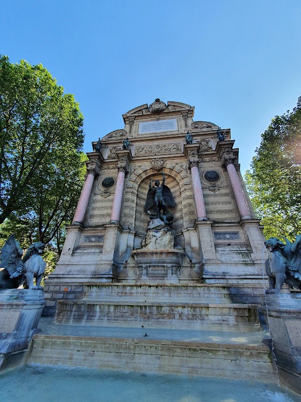 Place Saint-Michel