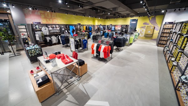 adidas Factory Outlet Siam Premium Outlets Samut Prakan 4