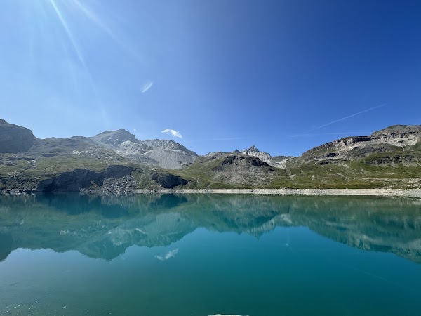 Lac de la Sassière