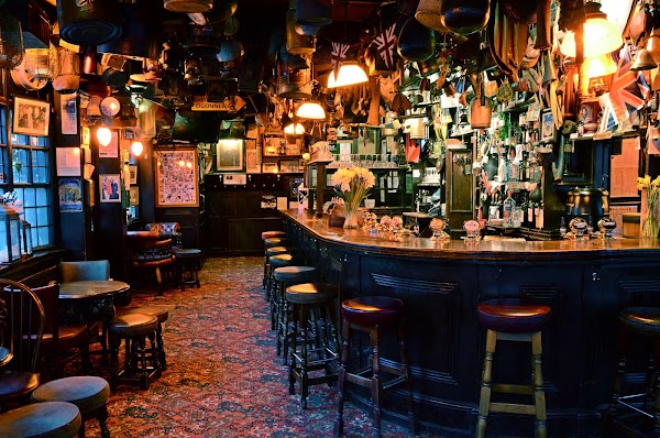 The Churchill Arms, Kensington 1