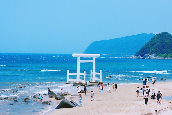 Sakurai Shrine Futamigaura Torii 4