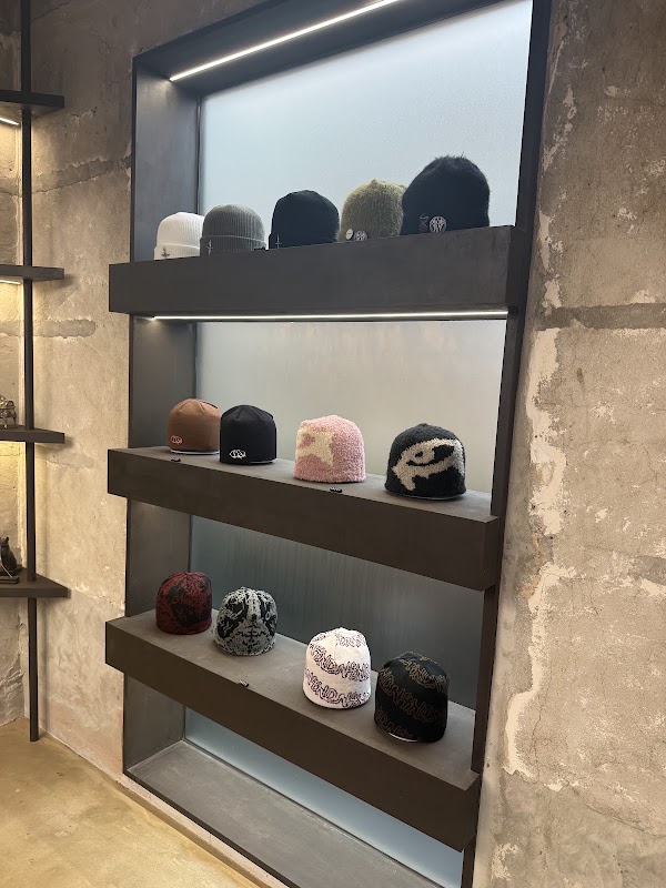 NOT4NERD Hannam Flagship Store(낫포너드 한남 플래그십 스토어) 3
