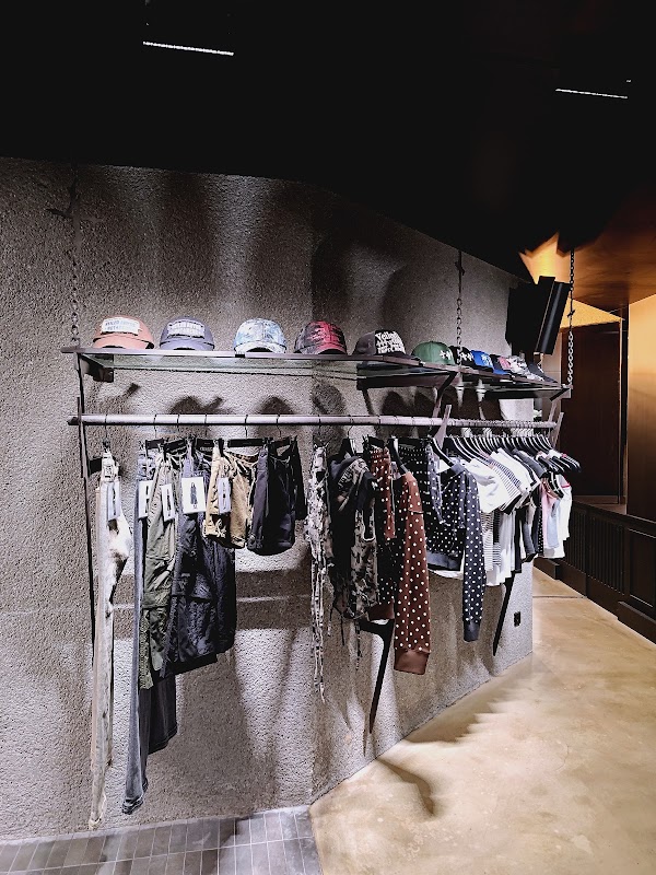 NOT4NERD Hannam Flagship Store(낫포너드 한남 플래그십 스토어) 2