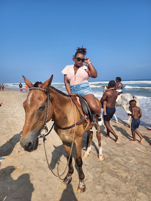 Labadi Beach 2