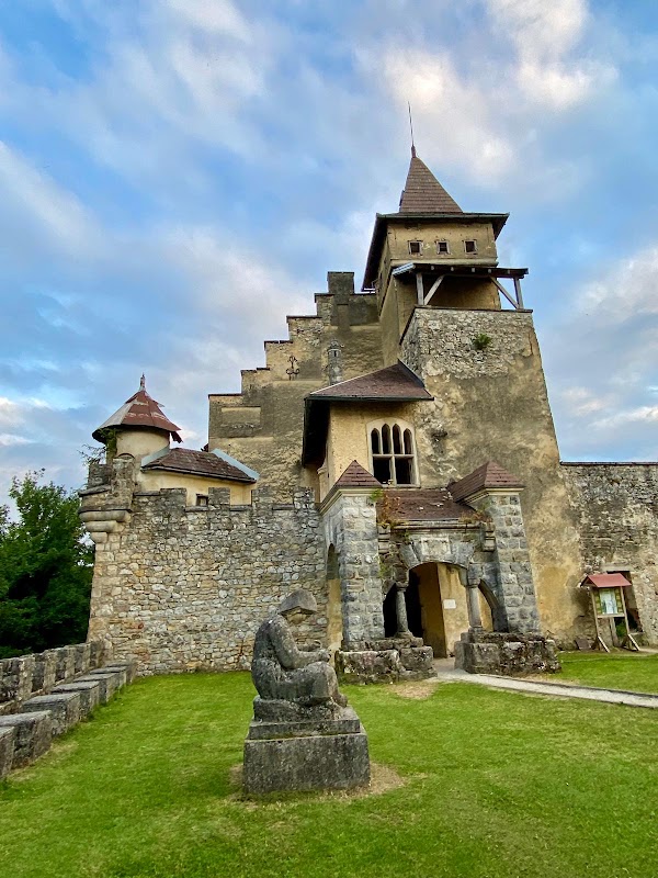 Ostrožac Castle 1