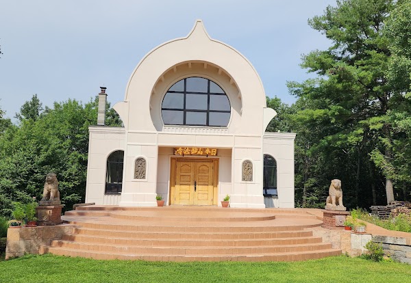 The New England Peace Pagoda 3