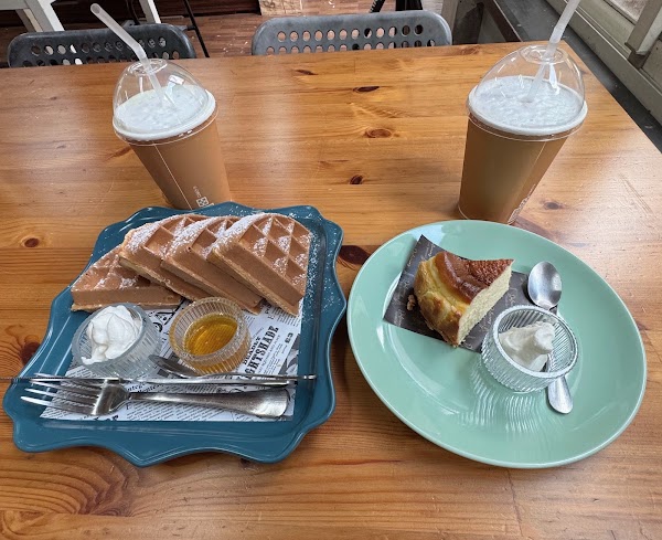 瀑布咖啡/瀑布一號店 2