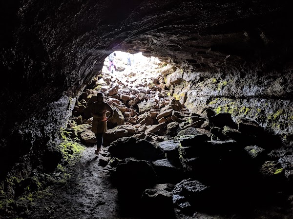 Leiðarendi Lava Cave