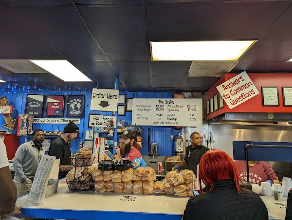 Gabby's Burgers & Fries 2