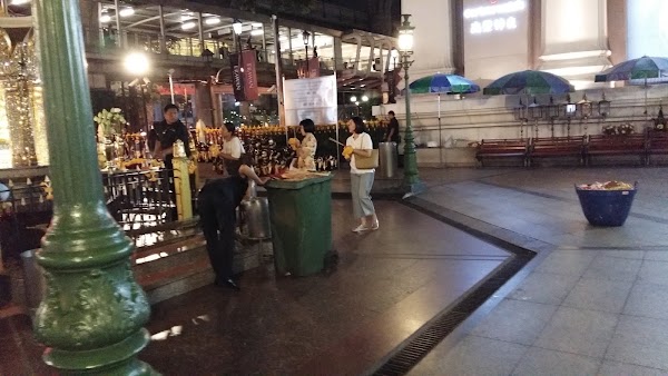 Erawan Bangkok 4