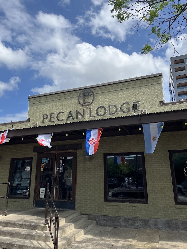 Pecan Lodge 2