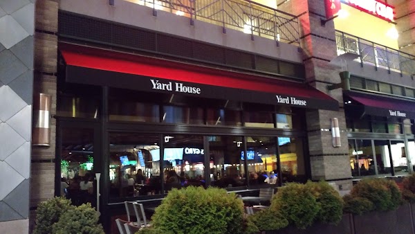 Yard House