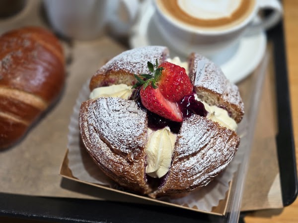 Bossa Nova coffee roasters Sokcho 4
