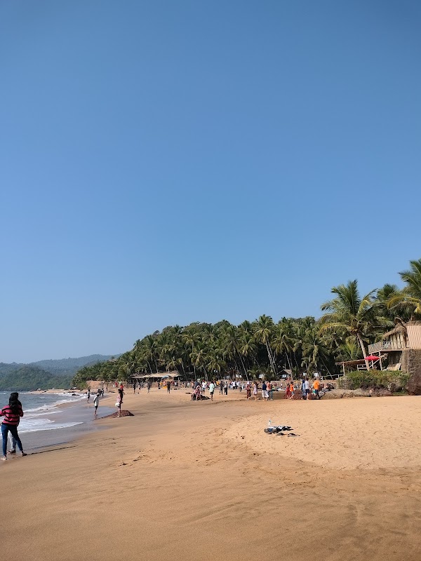 Cola Beach Road