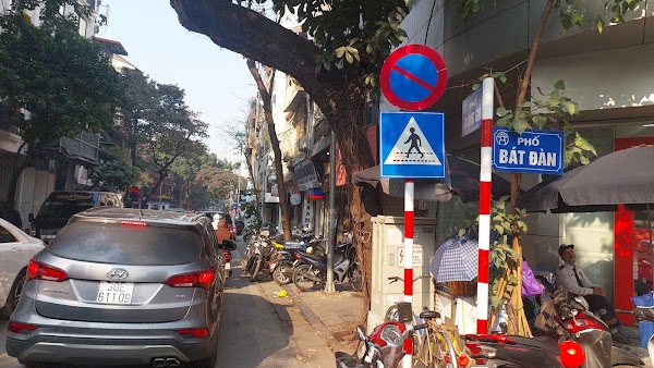 Phố Bát Đàn 5