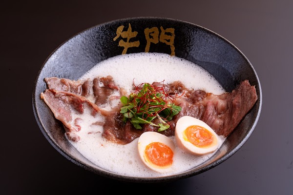 Halal Wagyu&Vegan Ramen Gyumon Osaka Dotonbori (ハラル和牛ラーメン牛門大阪道頓堀) 3