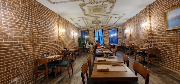 Altı Üstü Köfte