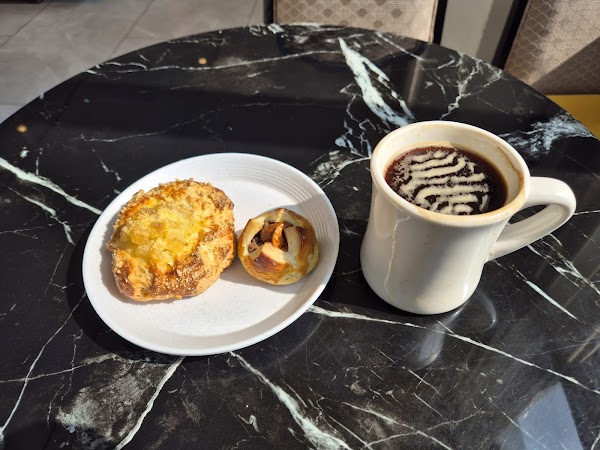 MOCHUISLE French Cafe 3
