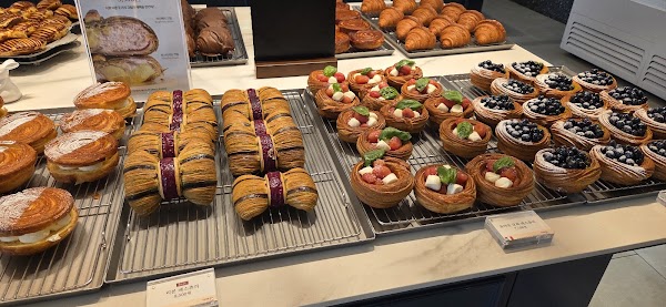 MOCHUISLE French Cafe 2