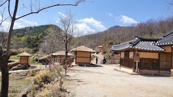 Goseong Wanggok Village 4