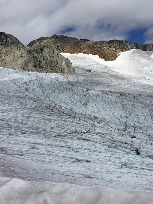 Rainbow Mountain 3