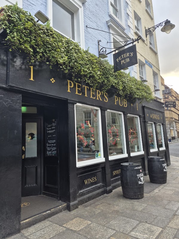 Peter's Pub 3
