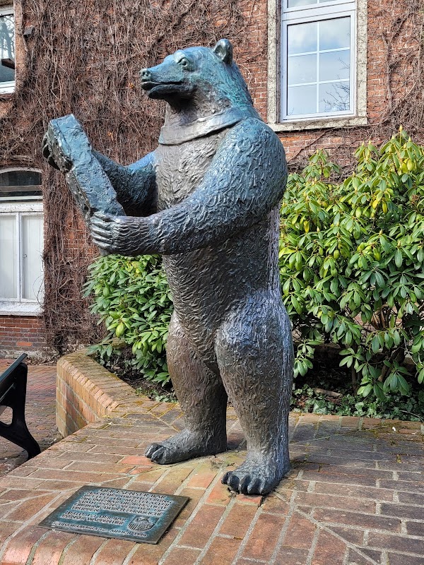 Bärendenkmal 1