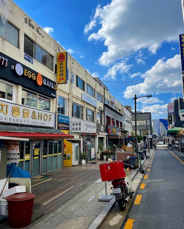 Apgujeong Rodeo Street 5