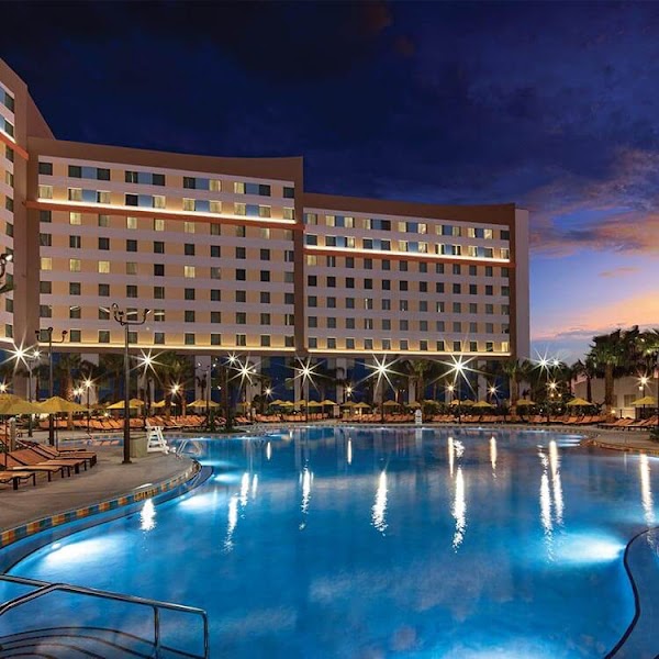 Universal Endless Summer Resort - Dockside Inn and Suites 1