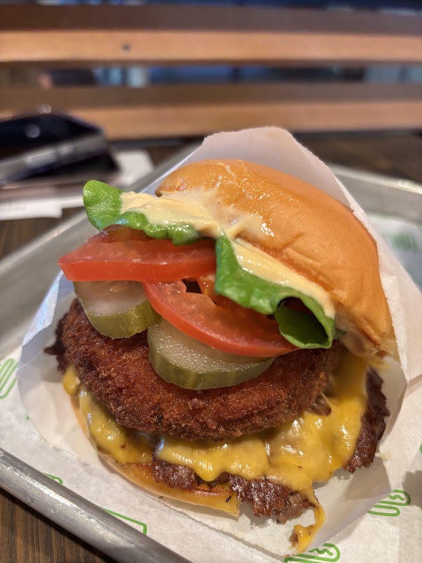 SHAKE SHACK Gaien 4