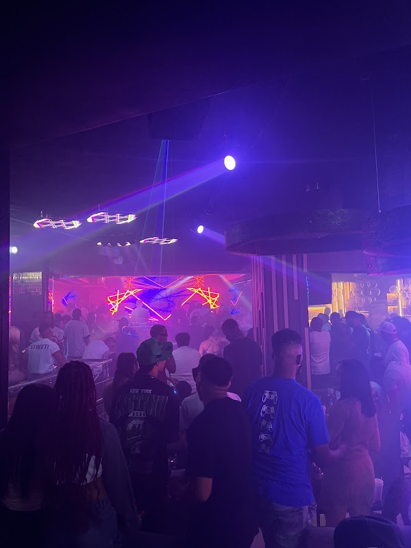 Panda Bar and Lounge 3