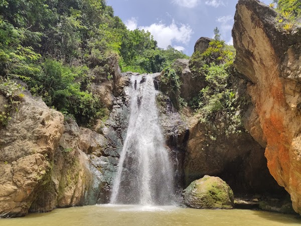 Baiguate Waterfall 1