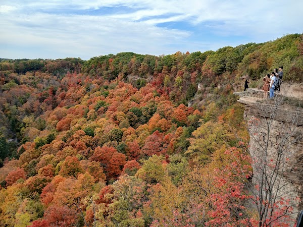 Dundas Peak Lookout