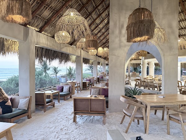 Rosa Jamaica Beach Club & Venue 3
